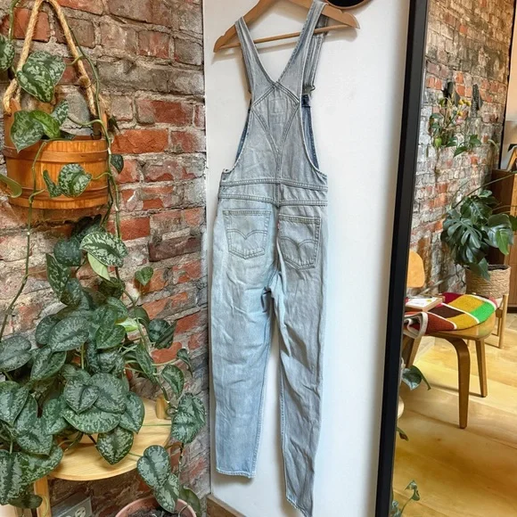 Levi’s Overalls | Hand Embroidered | Slim Fit | Size 24 - Picture 5 of 10